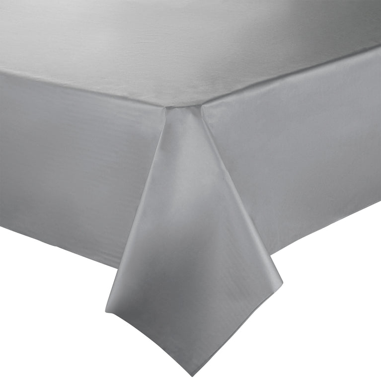 Rectangular Disposable Plastic Tablecloths – 54″ x 108″ (Individually Folded)